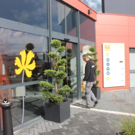 Premiere Classe Centre - Gare ホテル オベルネ