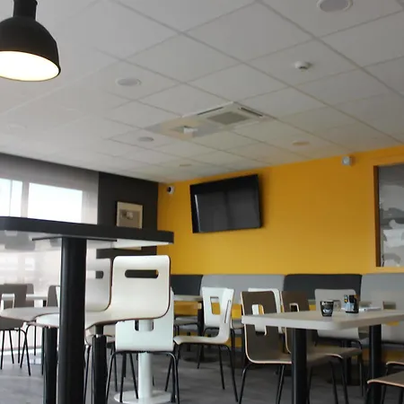 Premiere Classe Centre - Gare 2*